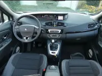 Gebraucht Renault Scenic E-Tech Bose Edition 131 PS (96 kW) 2015 Silber Van / Kleinbus
