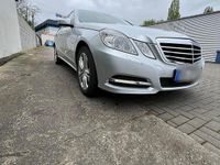 Gebraucht Mercedes E220 170 PS (125 kW) 2011 Grau Limousine