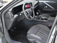 Gebraucht Opel Astra 131 PS (96 kW) 2024 Silber kristall silber met. Limousine