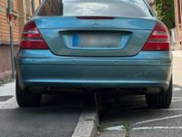 Gebraucht Mercedes E320 Avantgarde 224 PS (164 kW) 2002 Blau Limousine