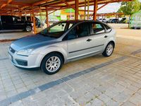 Gebraucht Ford Focus 101 PS (74 kW) 2005 Grau Kombi