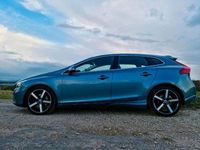 Gebraucht Volvo V40 179 PS (131 kW) 2012 Blau Kleinwagen