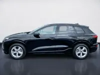 Gebraucht Audi Q6 e-tron Ambiente 284 kW (387 PS) 2025 Mythosschwarz metallic SUV