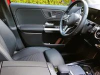 Gebraucht Mercedes GLA200 163 PS (119 kW) 2023 Rot SUV