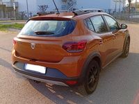 Gebraucht Dacia Sandero Comfort 101 PS (74 kW) 2022 Orange Limousine