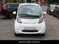Gebraucht Mitsubishi i-MiEV 49 kW (67 PS) 2011 Weiß Kleinwagen