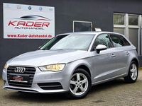 Gebraucht Audi A3 Attraction 125 PS (91 kW) 2015 Silber Limousine