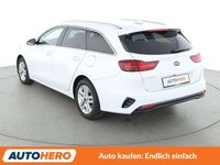 Gebraucht Kia Ceed Vision 140 PS (102 kW) 2019 Weiß Kleinwagen