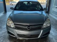 Używany Opel Astra 125 KM (91 kW) 2009 Srebrny Kombi