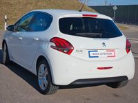 Gebraucht Peugeot 208 Allure 110 PS (80 kW) 2019 Weiß Kleinwagen