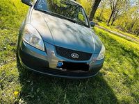 Usata Kia Rio 97 CV (71 kW) 2009 Grigio Berlina