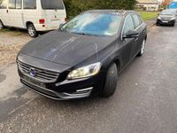 Gebraucht Volvo V60 Summum 179 PS (131 kW) 2014 Schwarz Kombi