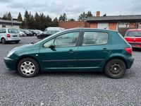 Gebraucht Peugeot 307 Premium 109 PS (80 kW) 2003 Grün Limousine