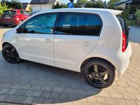 Gebraucht VW up! 68 PS (50 kW) 2016 Weiß Kleinwagen