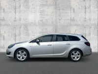 Używany Opel Astra 131 KM (96 kW) 2013 Srebrny Kombi