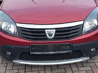 Gebraucht Dacia Sandero Stepway 87 PS (63 kW) 2010 Rot Limousine