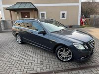 Gebraucht Mercedes E350 231 PS (169 kW) 2009 Grau Kombi