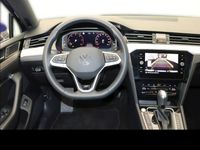 Gebraucht VW Passat Elegance 150 PS (110 kW) 2023 Blau Kombi