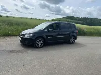Gebraucht VW Touran Highline 140 PS (102 kW) 2010 Deep black perleffekt Van / Kleinbus