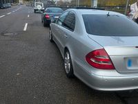 Gebraucht Mercedes E350 Avantgarde 272 PS (200 kW) 2005 Silber Limousine