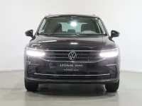 Gebraucht VW Tiguan IQ Drive 150 PS (110 kW) 2023 Deep black SUV