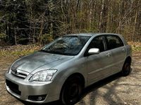 Używany Toyota Corolla 110 KM (80 kW) 2006 Srebrny Sedan/Limuzyna