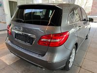 Gebraucht Mercedes B180 109 PS (80 kW) 2014 Van / Kleinbus