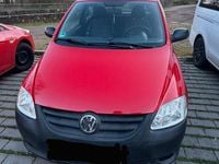 Second-hand VW Fox 70 CP (51 kW) 2006 Roșu Hatchback