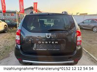 Gebraucht Dacia Duster Lauréate 125 PS (91 kW) 2014 Grau SUV
