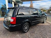 Gebraucht Lancia Voyager S 177 PS (130 kW) 2015 Schwarz Van / Kleinbus