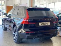 Używany Volvo XC60 Plus 197 KM (144 kW) 2023 Czarny SUV