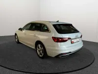 Gebraucht Audi A4 Advanced 150 PS (110 kW) 2023 Gletscherweiß metallic Kombi