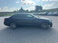 Gebraucht Mercedes E220 170 PS (125 kW) 2012 Schwarz Limousine