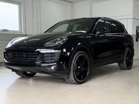 Second-hand Porsche Cayenne Chrono 299 CP (219 kW) 2016 Negru SUV