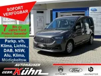 Neu Ford Tourneo Connect Trend 116 PS (85 kW) 2026 Rot Van / Kleinbus