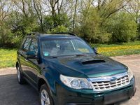 Second-hand Subaru Forester 147 CP (108 kW) 2012 Verde SUV