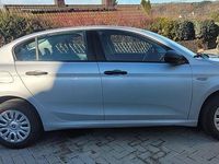 Gebraucht Fiat Tipo Easy 95 PS (69 kW) 2016 Silber Limousine