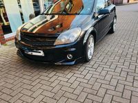 Gebraucht Opel Astra 180 PS (132 kW) 2005 Schwarz Kleinwagen