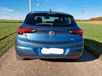 Gebraucht Opel Astra Innovation 136 PS (100 kW) 2015 Blau Limousine