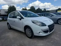 Gebraucht Renault Scénic Dynamique 131 PS (96 kW) 2011 Weiß Van / Kleinbus