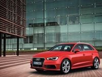 Gebraucht Audi A3 S-Line 150 PS (110 kW) 2013 Rot Limousine
