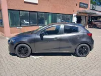 Gebraucht Mazda 2 90 PS (66 kW) 2023 Machine gray Kleinwagen