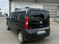 Gebraucht Fiat Doblò 135 PS (99 kW) 2012 Schwarz Van / Kleinbus