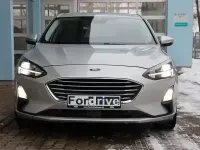 Gebraucht Ford Focus Cool & Connect 120 PS (88 kW) 2019 Moondust silver (metallic) Limousine