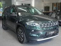 Gebraucht Jeep Compass Limited 179 PS (131 kW) 2022 Grün metallic SUV