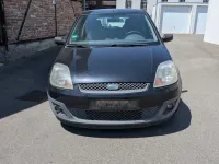 Gebraucht Ford Fiesta 81 PS (59 kW) 2009 Kleinwagen