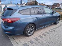 Gebraucht Ford Focus ST-Line 155 PS (114 kW) 2023 Blau Limousine