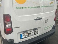 Gebraucht Opel Combo 131 PS (96 kW) 2021 Weiß Van / Kleinbus