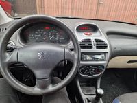 Gebraucht Peugeot 206 60 PS (44 kW) 2005 Grau Kleinwagen