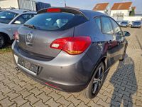 Gebraucht Opel Astra Edition 120 PS (88 kW) 2012 Karbongrau Limousine